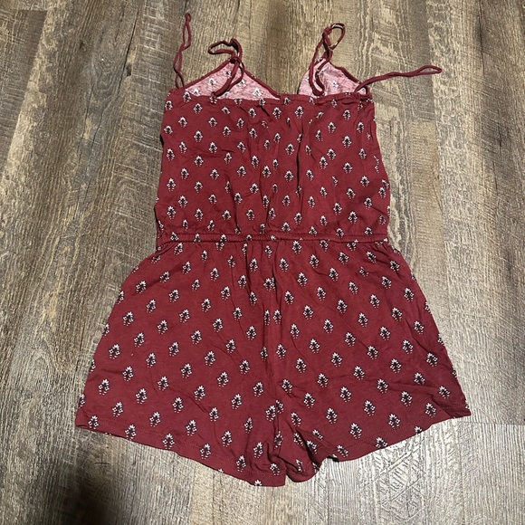 Romper - Picture 2 of 2